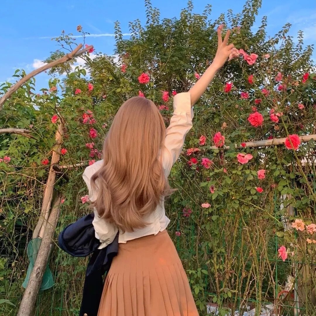 古镜通今庶女背靠现代无敌了